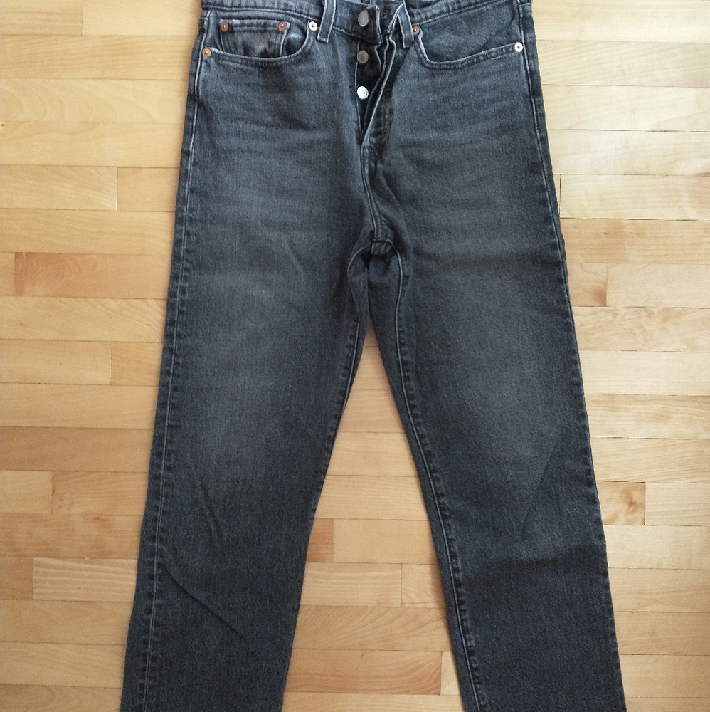 Levi's wedgie straight 27